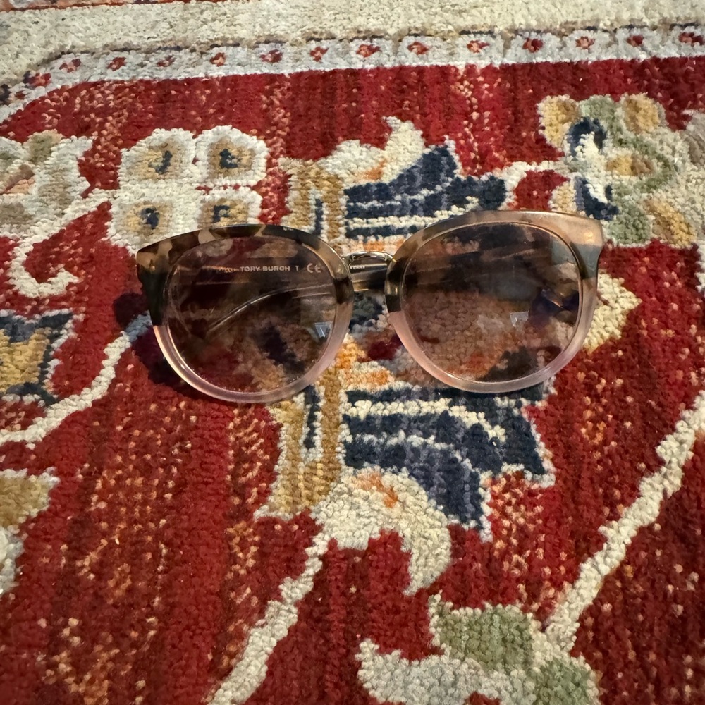 Tory Burch Sunglasses Tortoise Frames